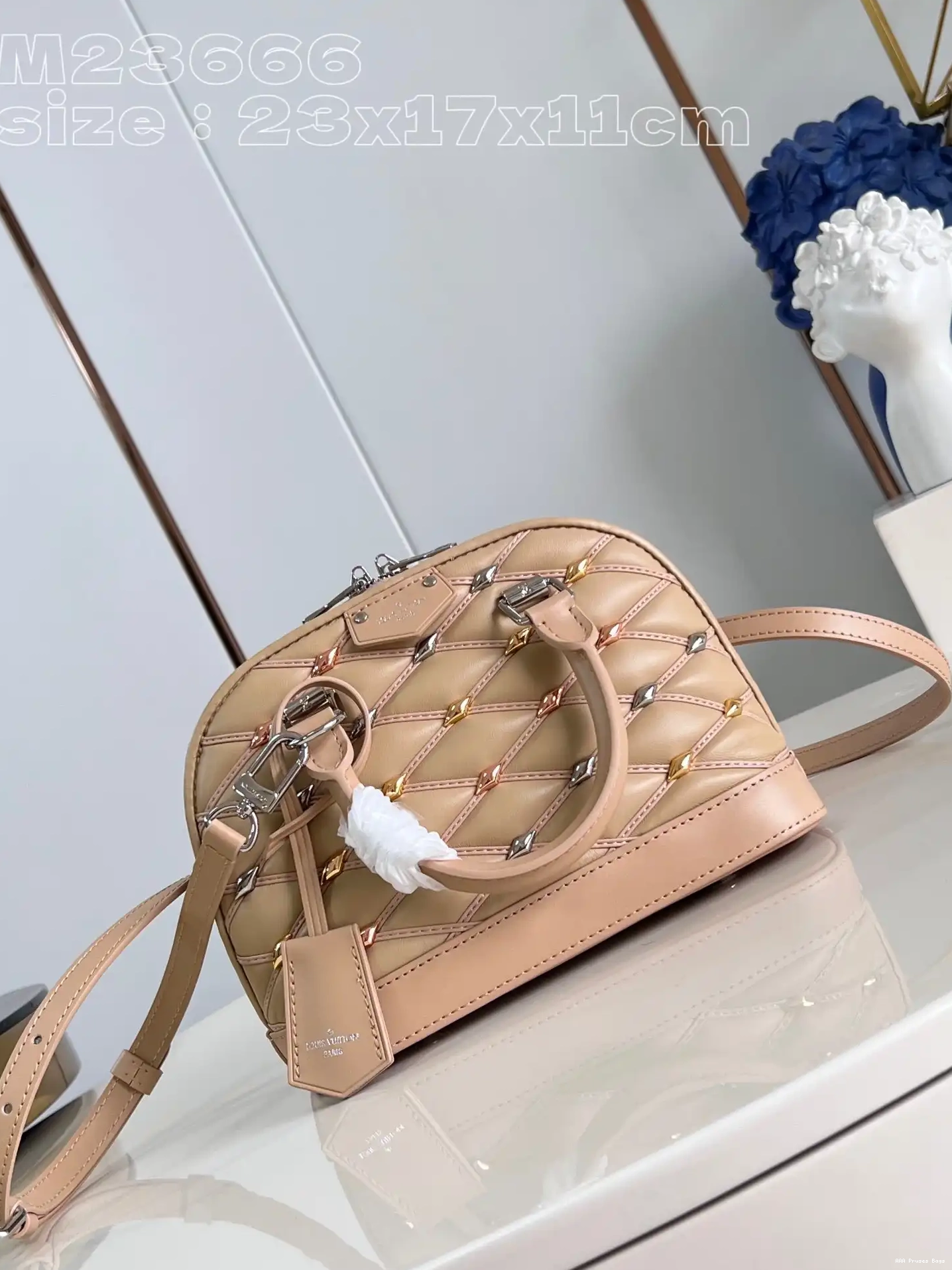 AAA Replica Ru LOUIS Alma VUITTON Nano 0526